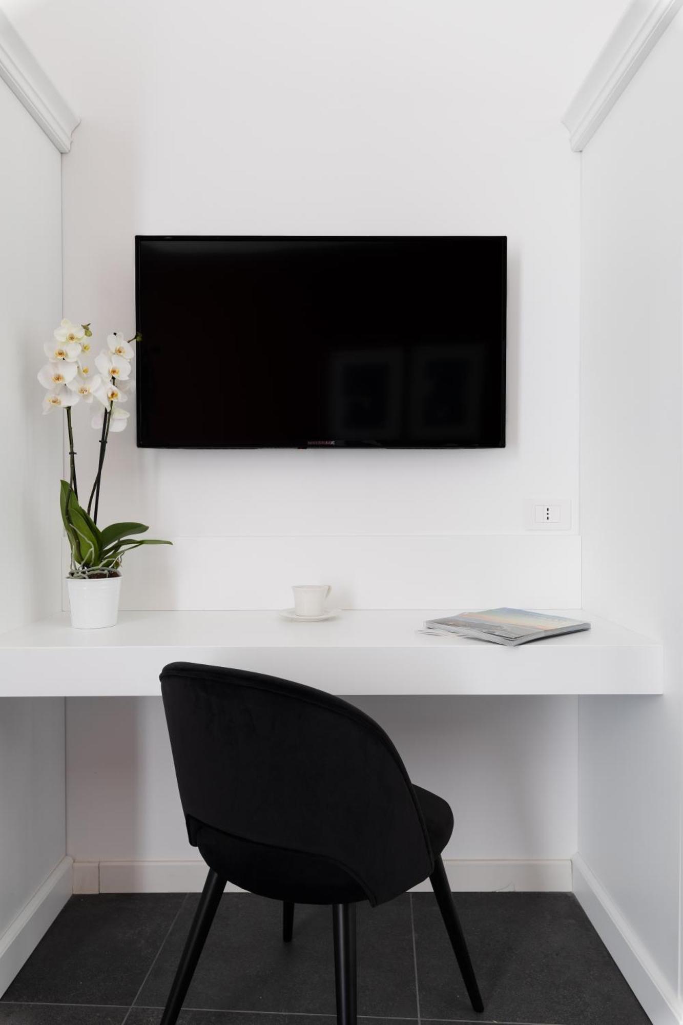Epoca Suites Napoli Ngoại thất bức ảnh
